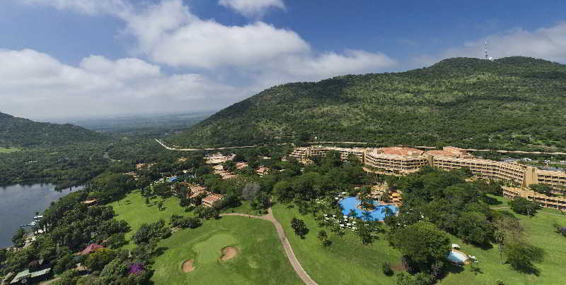 Soho Hotel Sun City Exterior photo